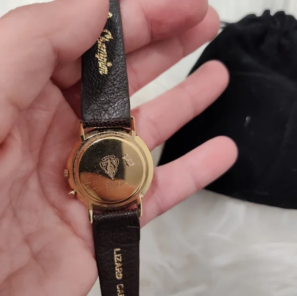 Vintage 90's Gucci 3800 Jr Wristwatch, 18k Gold Plated, Lizard Calf Band 5/8R, - Picture 14 of 16